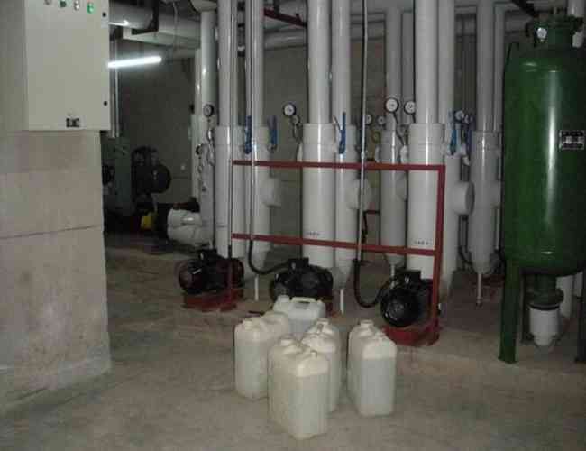 工業(yè)清洗 工業(yè)風(fēng)道清洗 風(fēng)機(jī)盤管清洗 化學(xué)清洗 中央空調(diào)水處理 填料清洗 更換填料 冷凝器清洗 工業(yè)清洗 工業(yè)風(fēng)道清洗 風(fēng)機(jī)盤管清洗 化學(xué)清洗 中央空調(diào)水處理 填料清洗 更換填料 冷凝器清洗