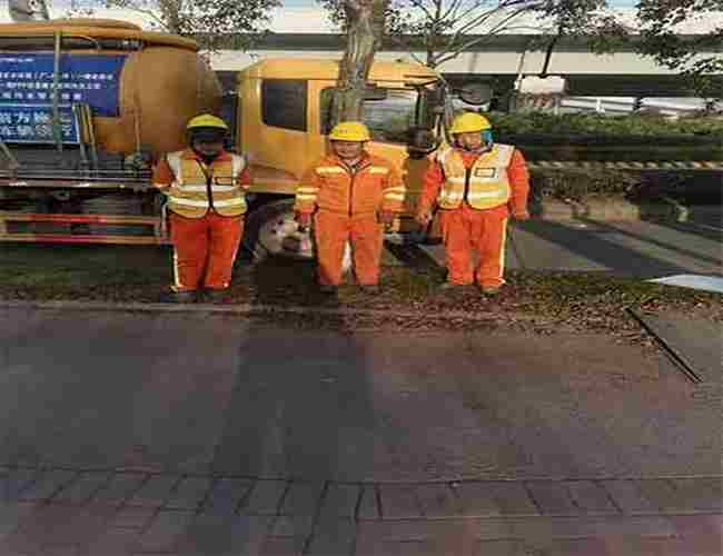 紫外線光固化管道修復(fù)原理 紫外光固化管道非開挖修復(fù)價(jià)格 地下管道紫外光固化修復(fù) 紫外線光固化軟管 紫外線光固化修復(fù)技術(shù) 光固化管道修復(fù)注意事項(xiàng)