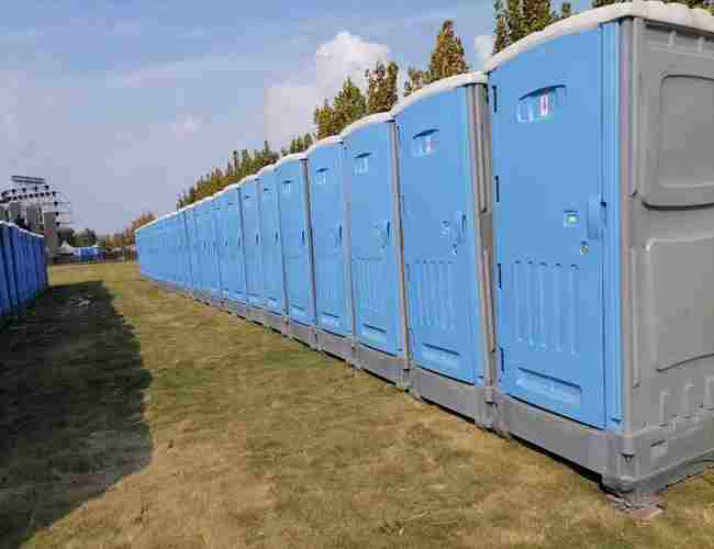 如何正確處理移動廁所的糞便問題？