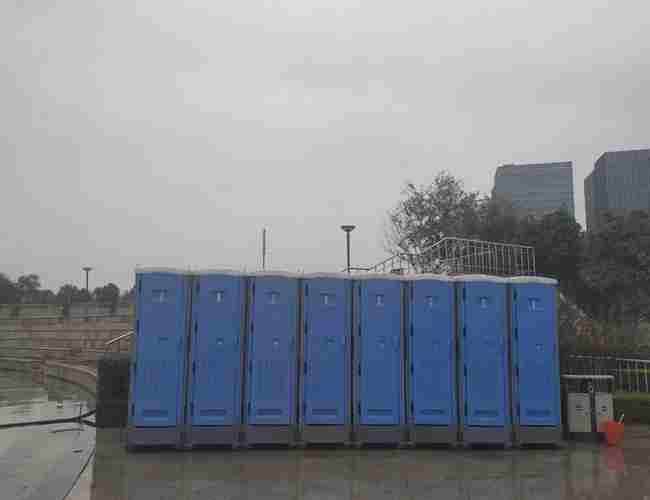 不用化糞池的移動(dòng)廁所系統(tǒng)解析及構(gòu)成全解析