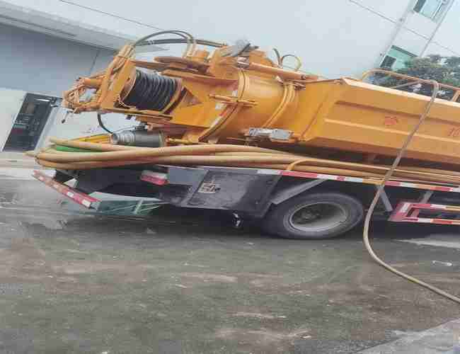 燕郊化糞池清理的必要性與方法探討